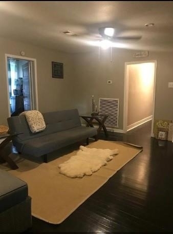 435 E Avenue J - Photo 16