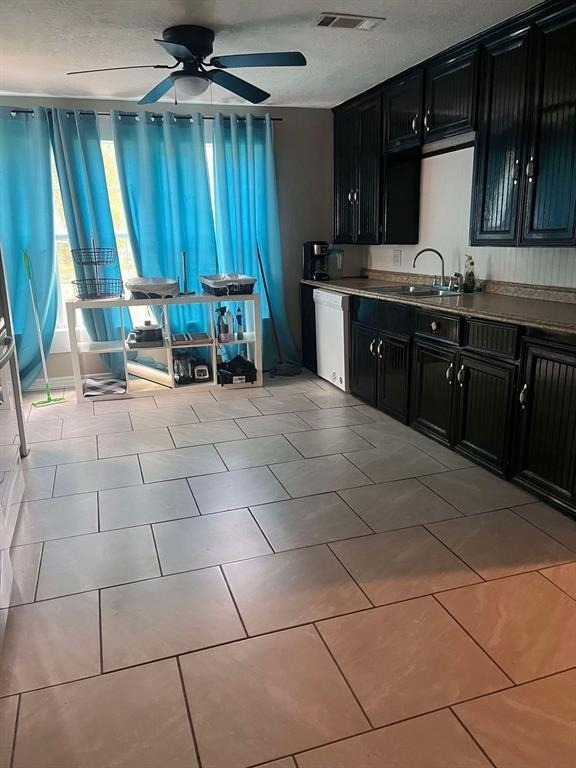 435 E Avenue J - Photo 2