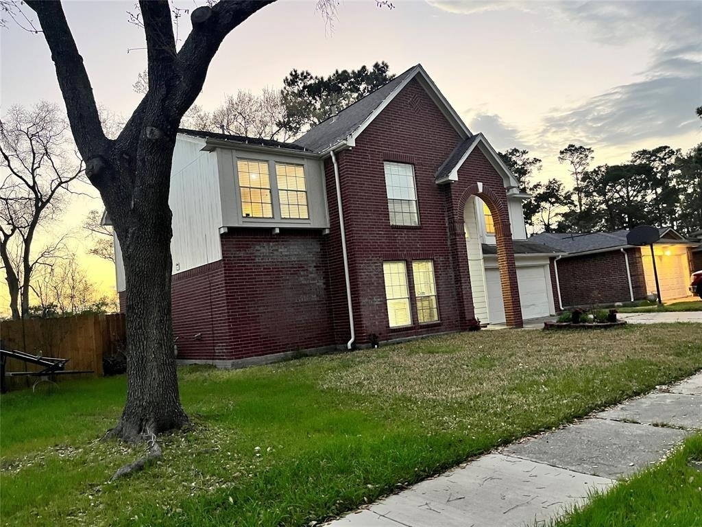 28723 Sedgefield Street - Photo 2