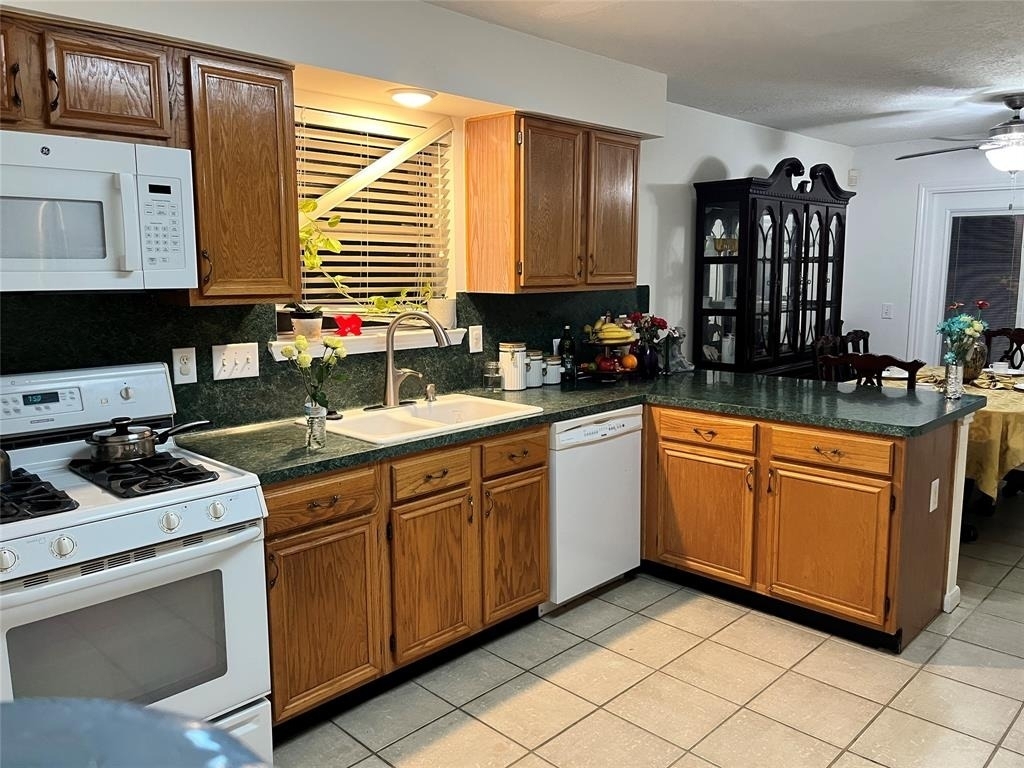 28723 Sedgefield Street - Photo 14