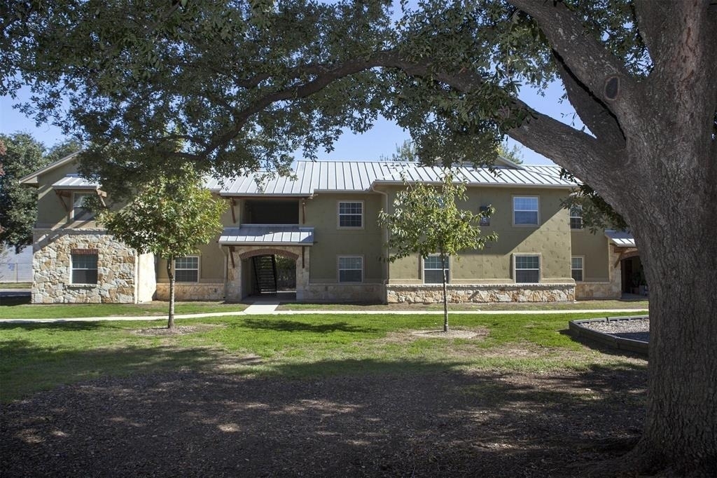 779 W Mayfield Boulevard - Photo 7