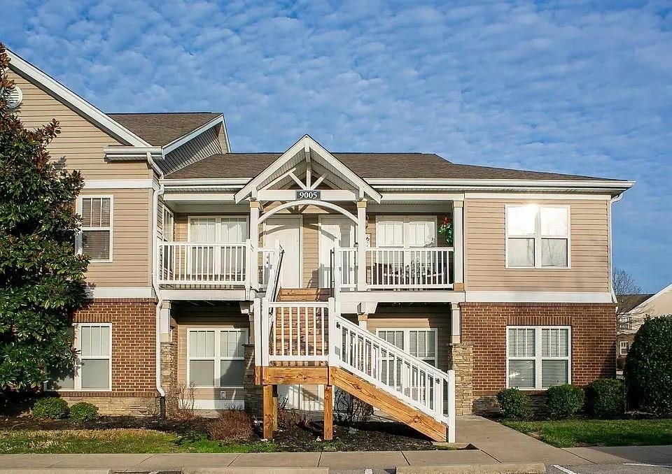 3800 Falcon Crest Dr - Photo 1