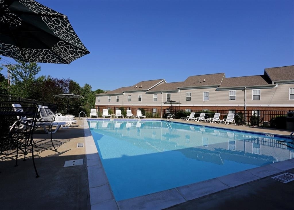 3800 Falcon Crest Dr - Photo 3