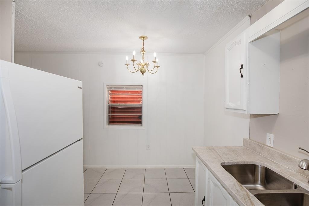 2020b Rosalee Street - Photo 9
