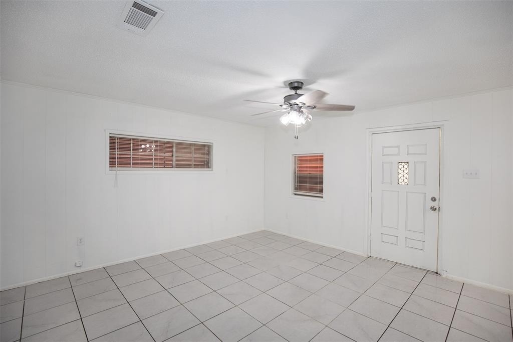 2020b Rosalee Street - Photo 12