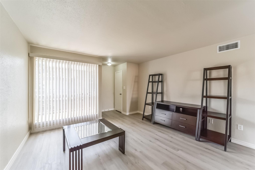 6202 Skyline Drive - Photo 25