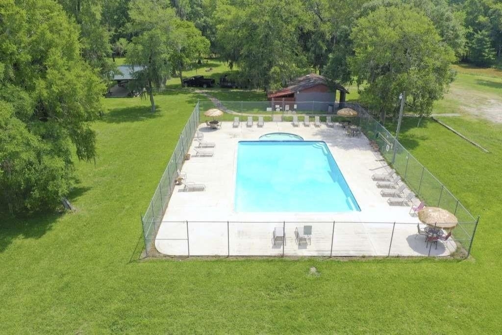 203 Ferguson Drive - Photo 17