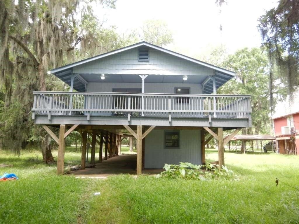 203 Ferguson Drive - Photo 0