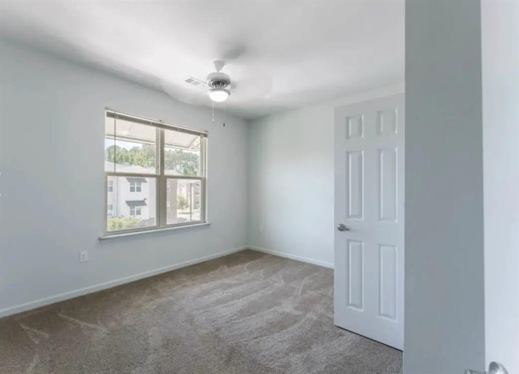1053 St James Ave - Photo 13