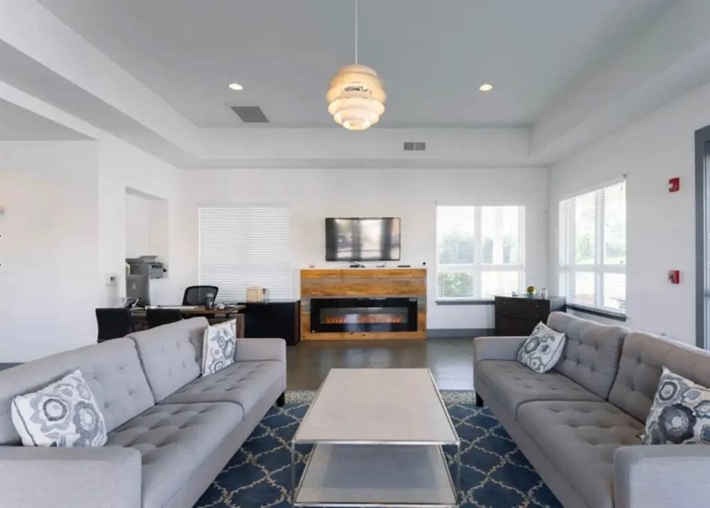 1053 St James Ave - Photo 8