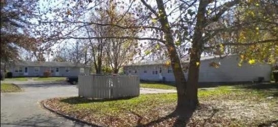 401 Marshall Ave - Photo 4