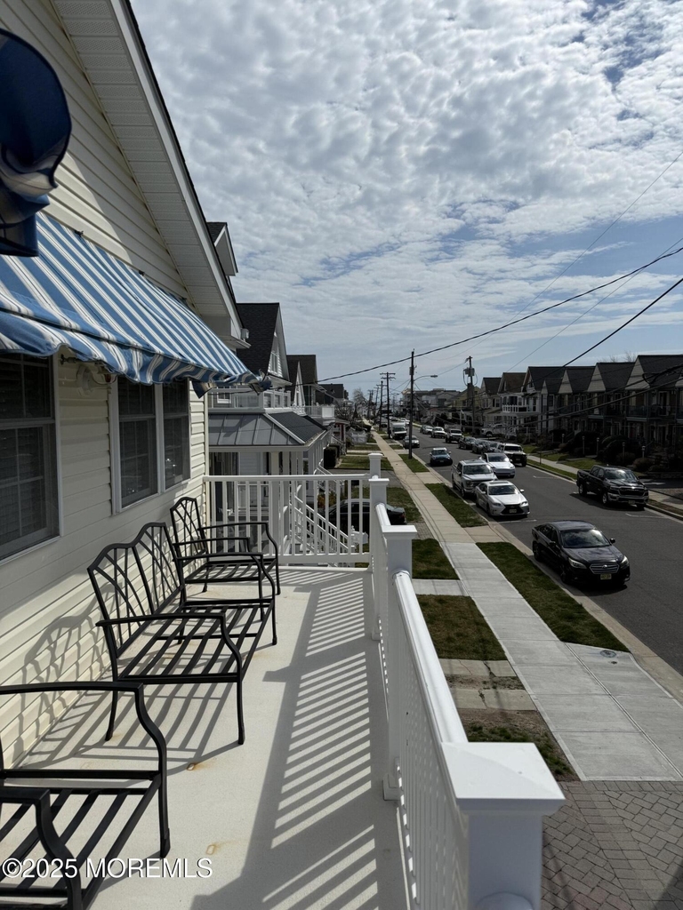 216 13th Avenue - Photo 3