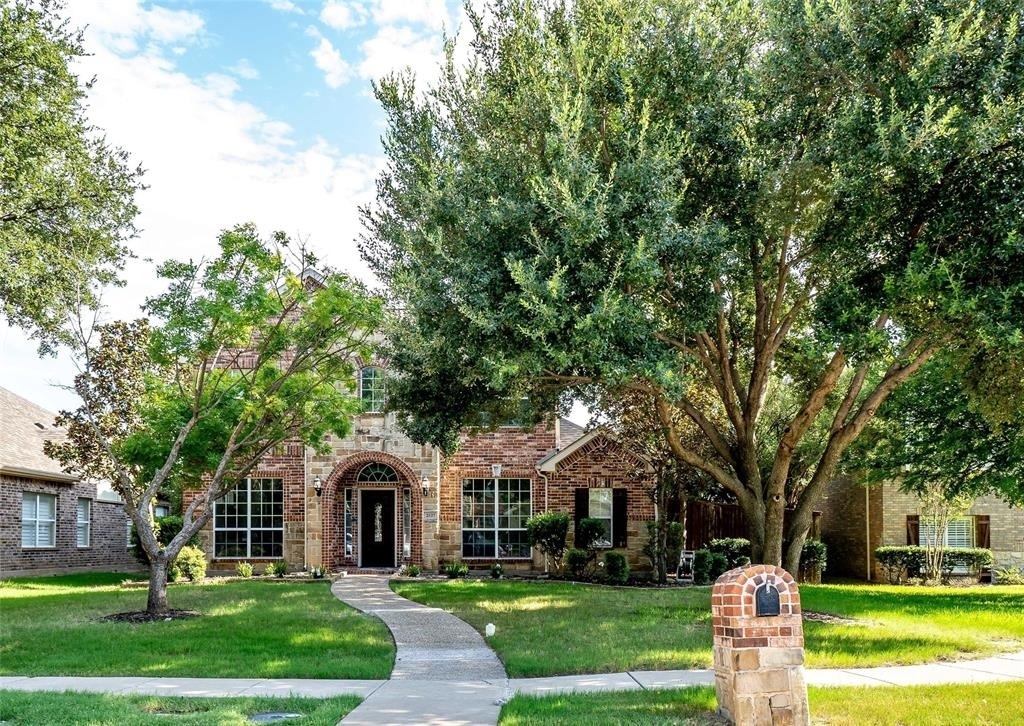 2137 Goliad Circle - Photo 0