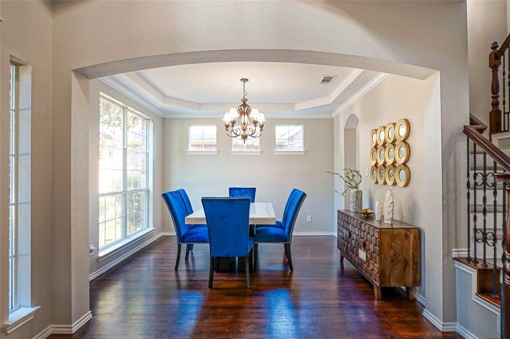 2137 Goliad Circle - Photo 2