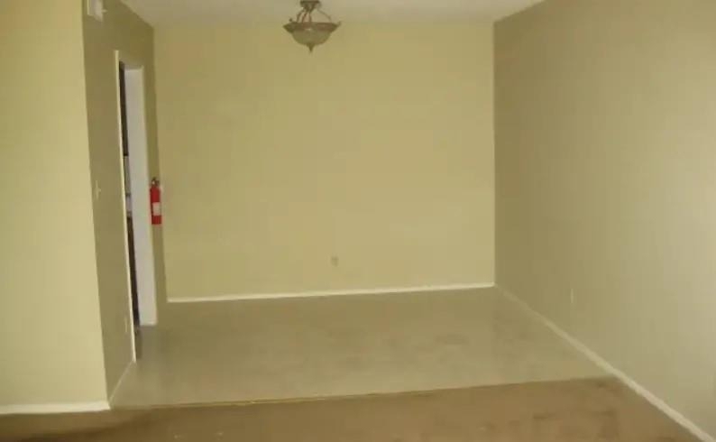 380 Regal St - Photo 6