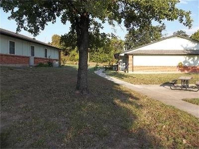201 Las Bresas Street - Photo 3