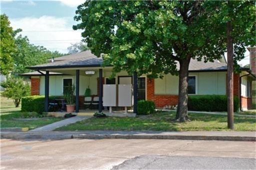 201 Las Bresas Street - Photo 5