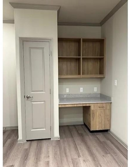 501 W Sam Houston - Photo 8