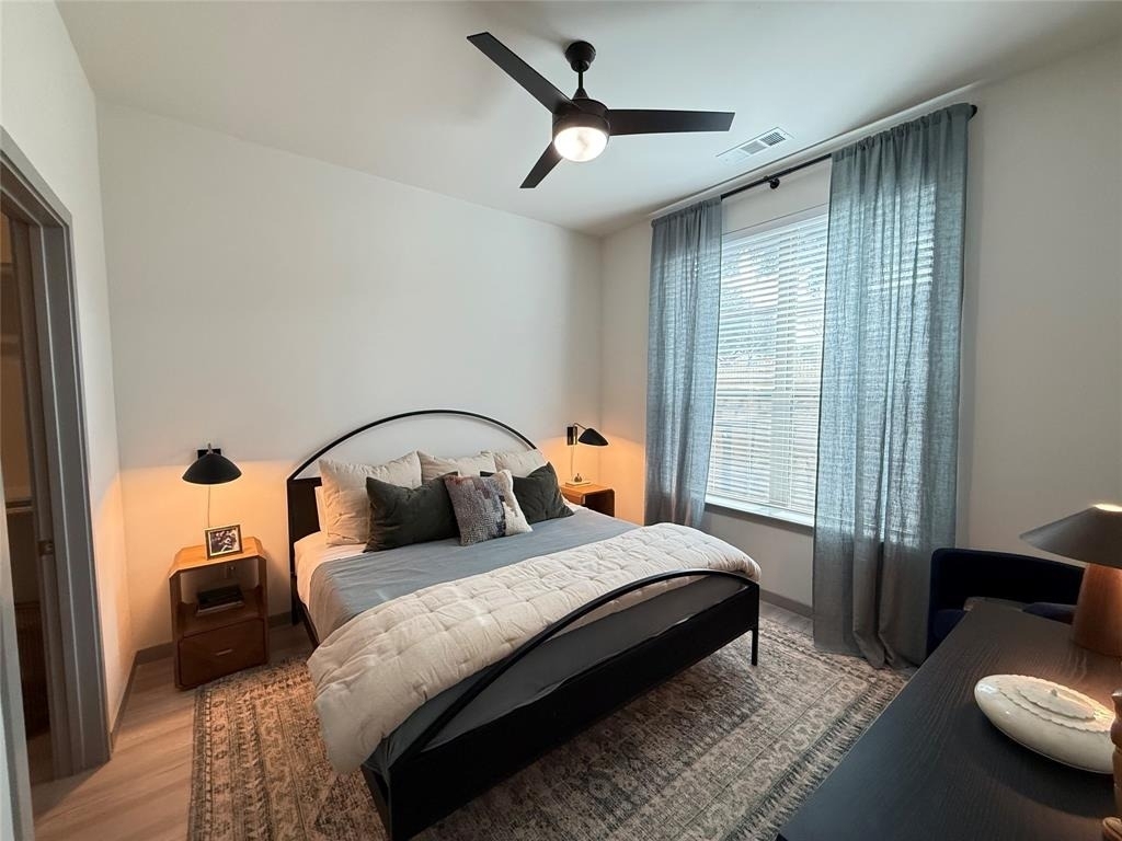 11604 Stonehollow Dr - Photo 4