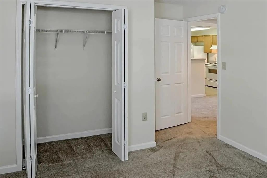 320 S Jackson St - Photo 9