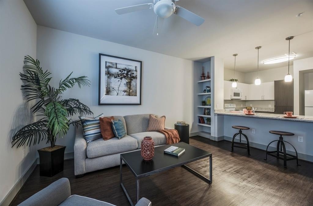 2605 Reed Rd - Photo 4