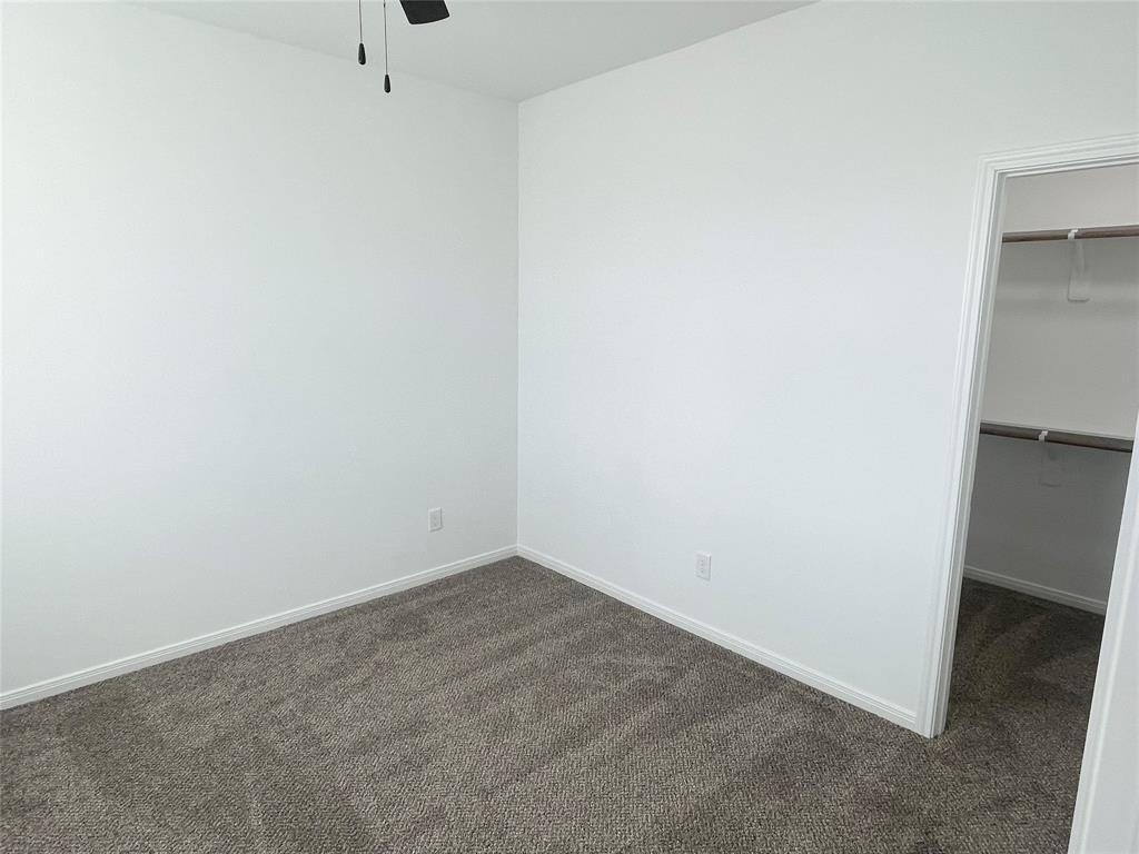 802 W Loop - Photo 9