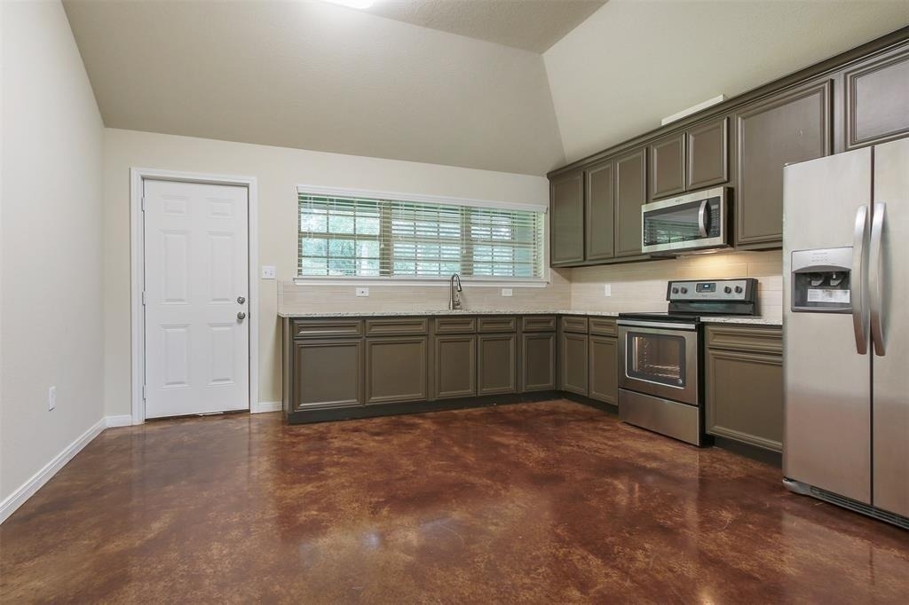 5610 Highline Drive - Photo 4