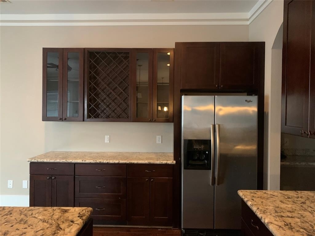 9202 Clayberry Street - Photo 4