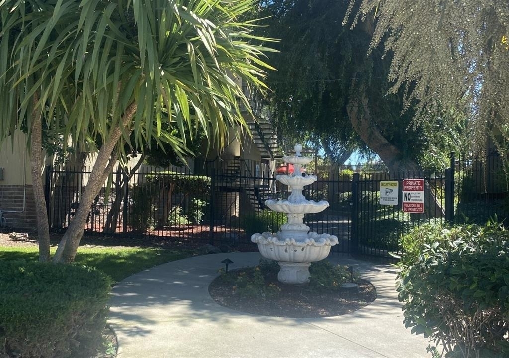 959 Torrano Avenue - Photo 3