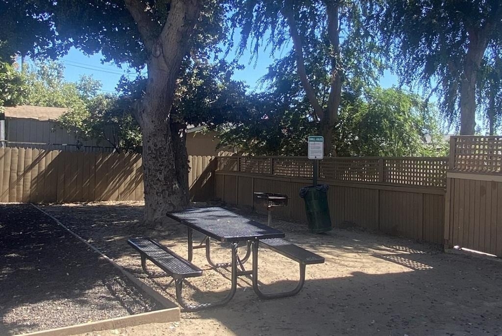 959 Torrano Avenue - Photo 6