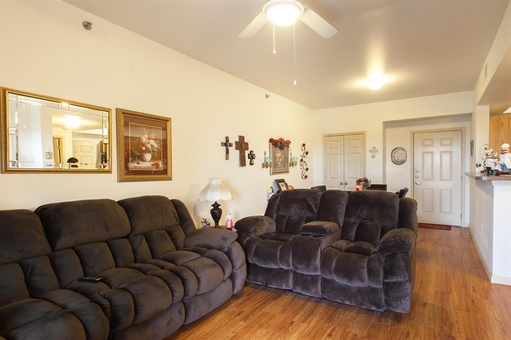 2625 Greenwood Drive - Photo 10