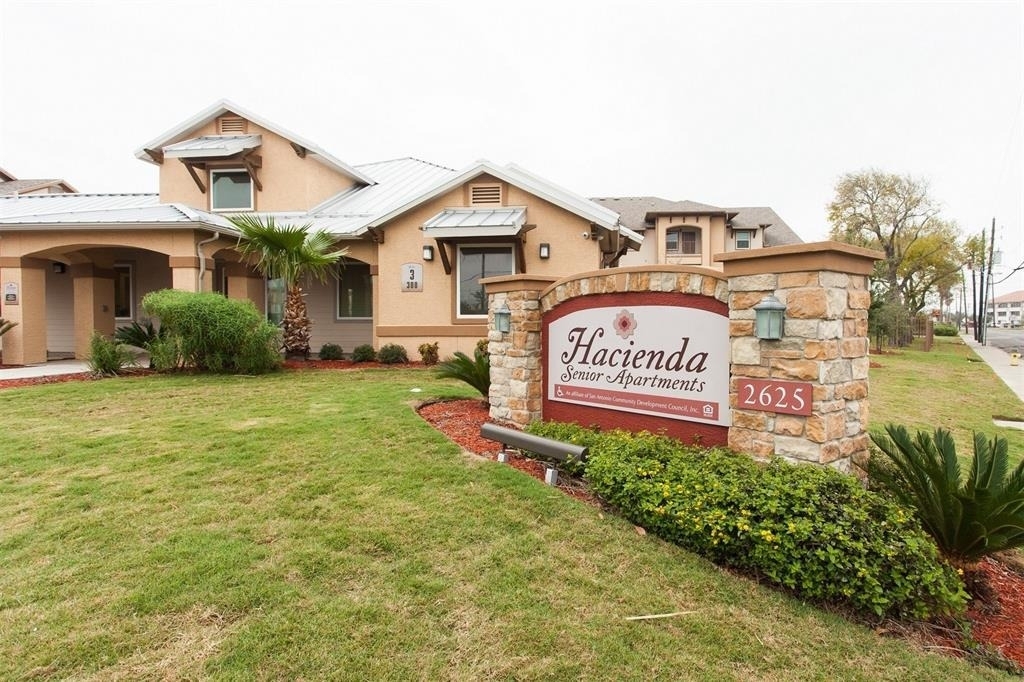 2625 Greenwood Drive - Photo 8