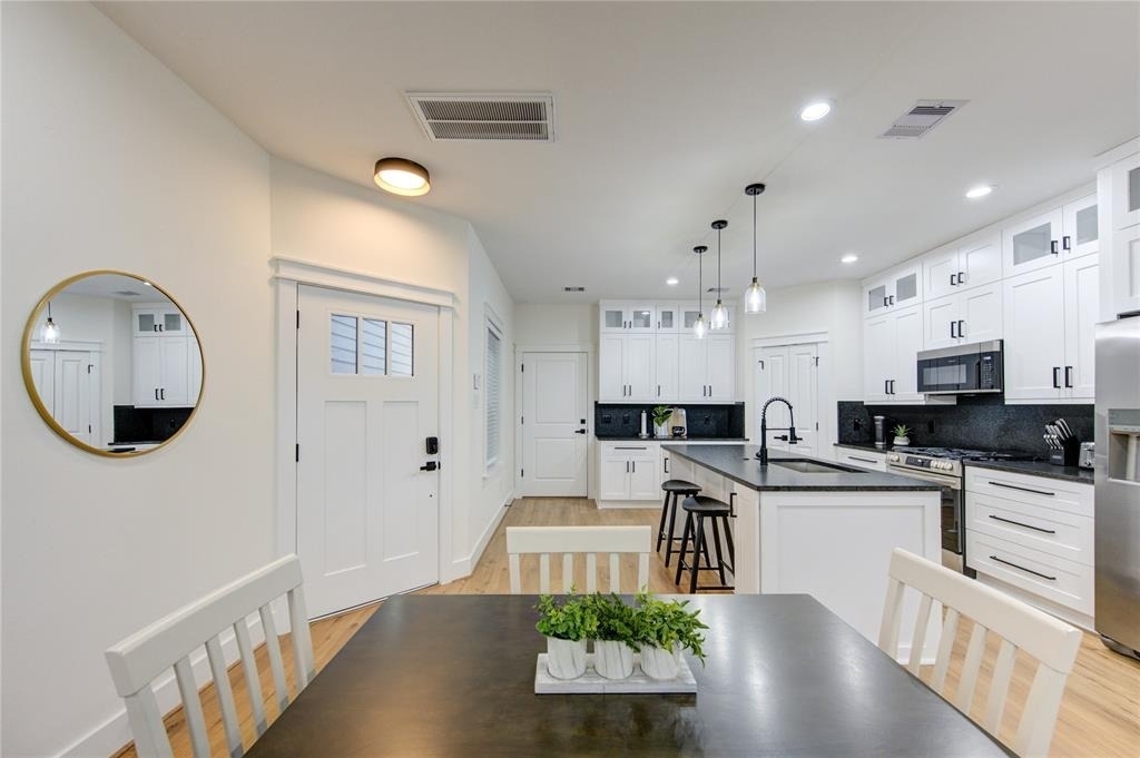 3406 Garapan Street - Photo 24