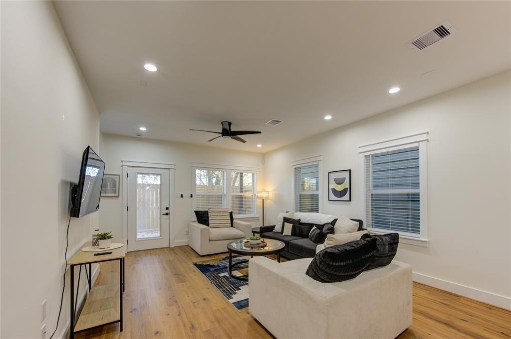 3406 Garapan Street - Photo 28