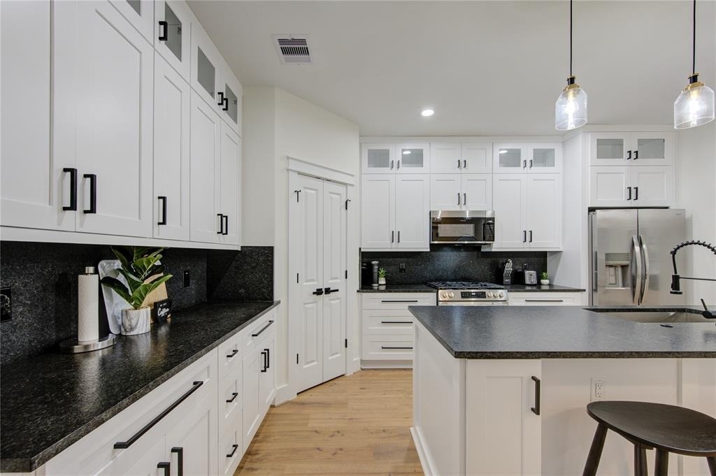 3406 Garapan Street - Photo 11