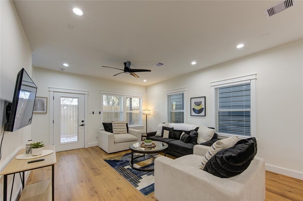 3406 Garapan Street - Photo 20