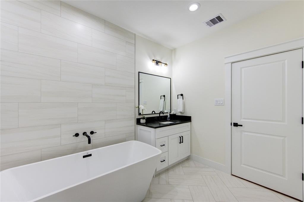 3406 Garapan Street - Photo 41