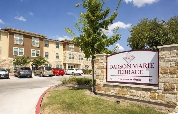 115 Darson Marie Dr - Photo 0