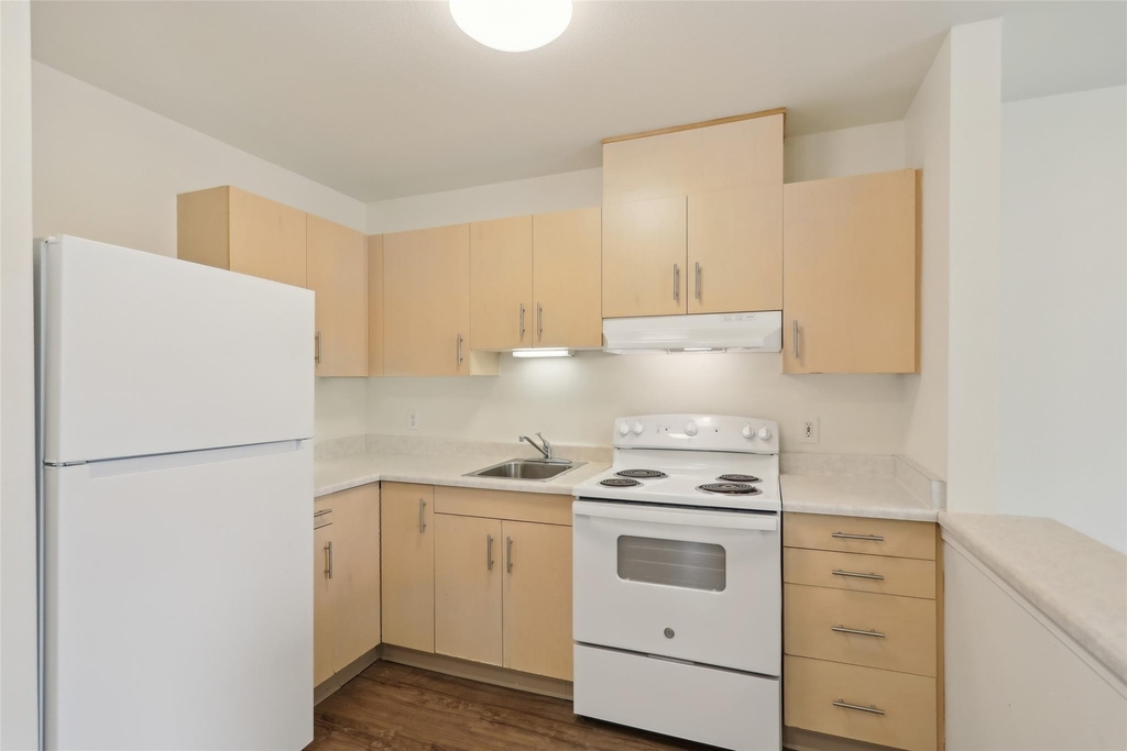 6940 37th Ave S - Photo 47