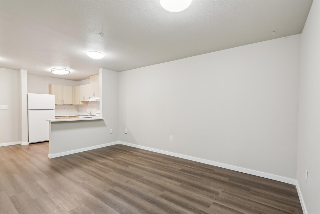 6940 37th Ave S - Photo 32