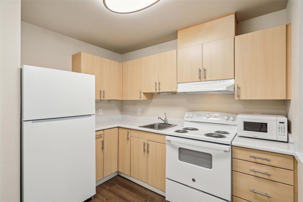 6940 37th Ave S - Photo 34