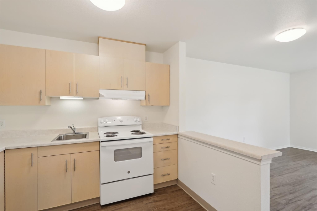 6940 37th Ave S - Photo 48