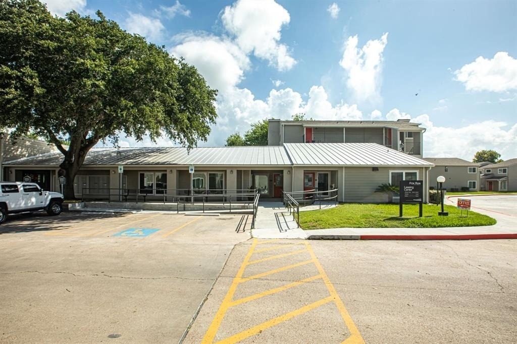 2008 Sam Houston - Photo 6