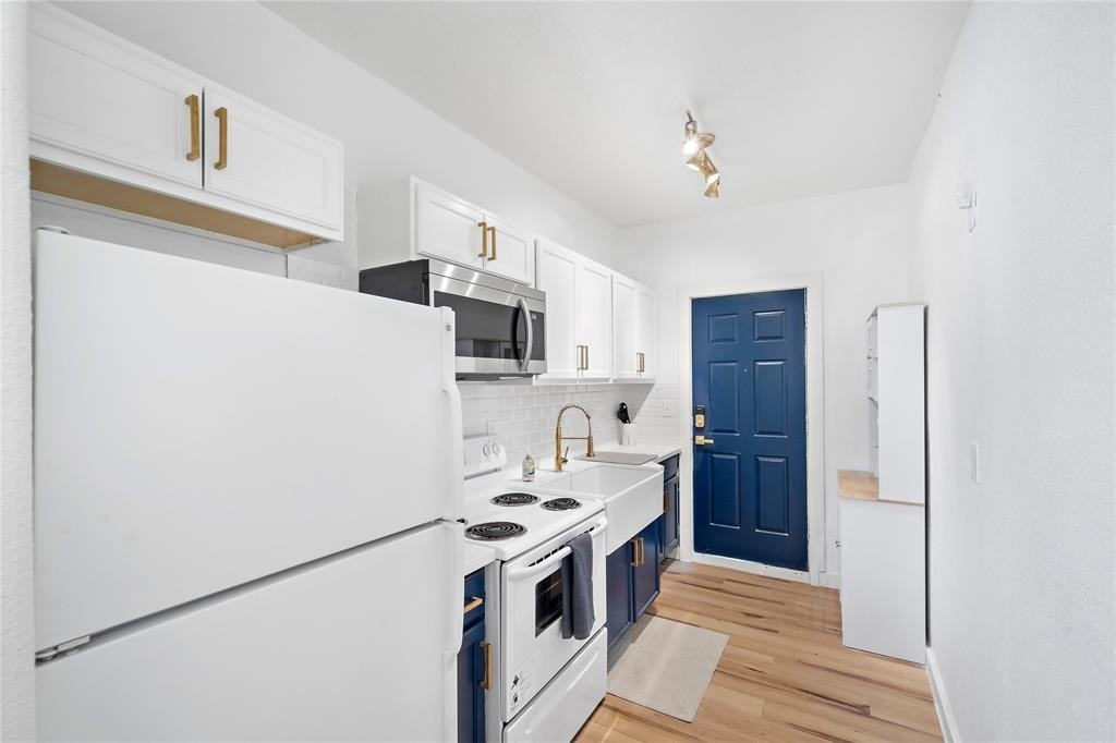 3901 Dallas Street - Photo 10