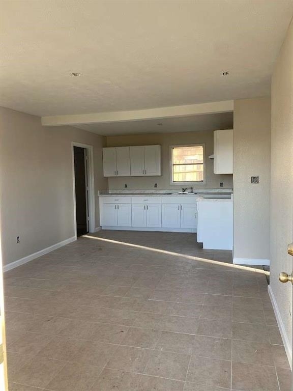 609 W 6th Street - Photo 1