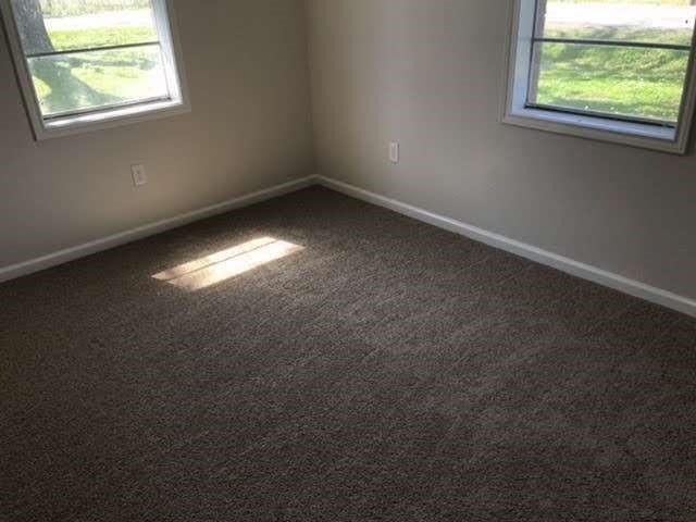 609 W 6th Street - Photo 5