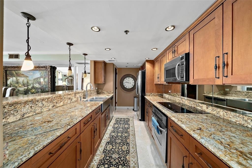 3525 Sage Rd - Photo 2