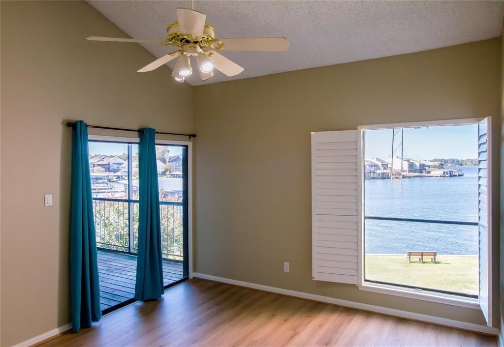 202 Lakeview Terrace - Photo 15