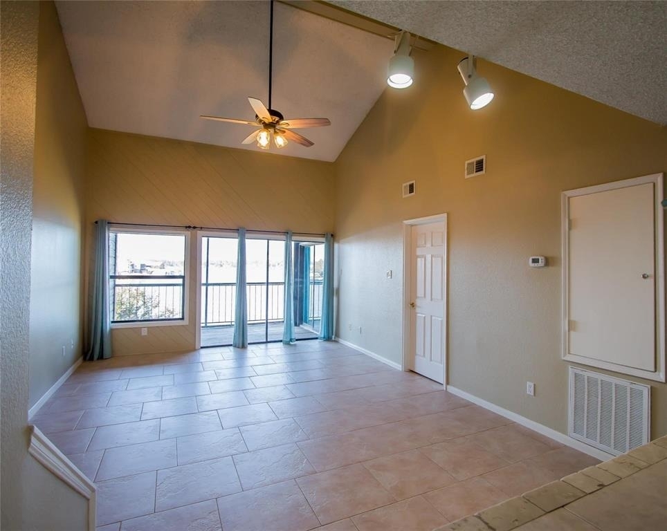 202 Lakeview Terrace - Photo 25