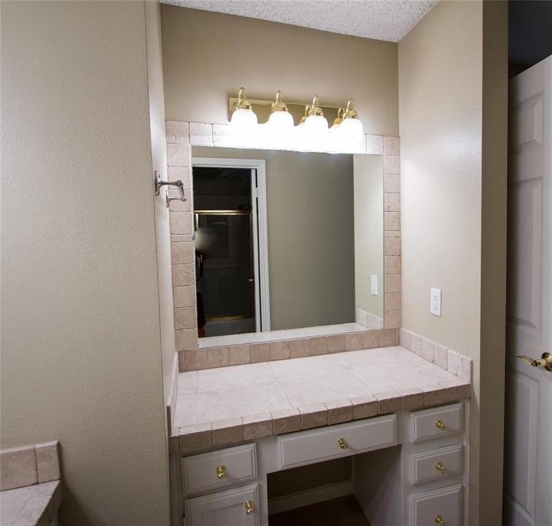 202 Lakeview Terrace - Photo 17